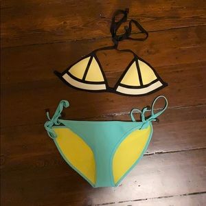 Triangl yellow and blue bikini